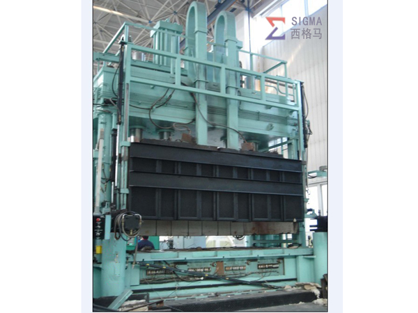 等溫?zé)釅撼尚蜋C(jī)溫度控制系統(tǒng)